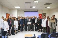 DEÜ'de kanserle mücadelede yenilikçi yaklaşımlar masaya yatırıldı (4)